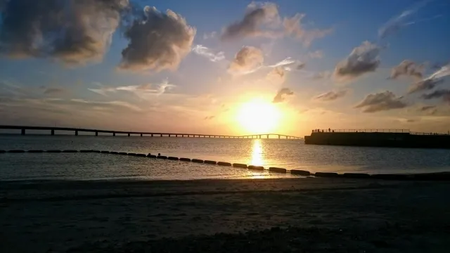 伊良部島-黄金色の光