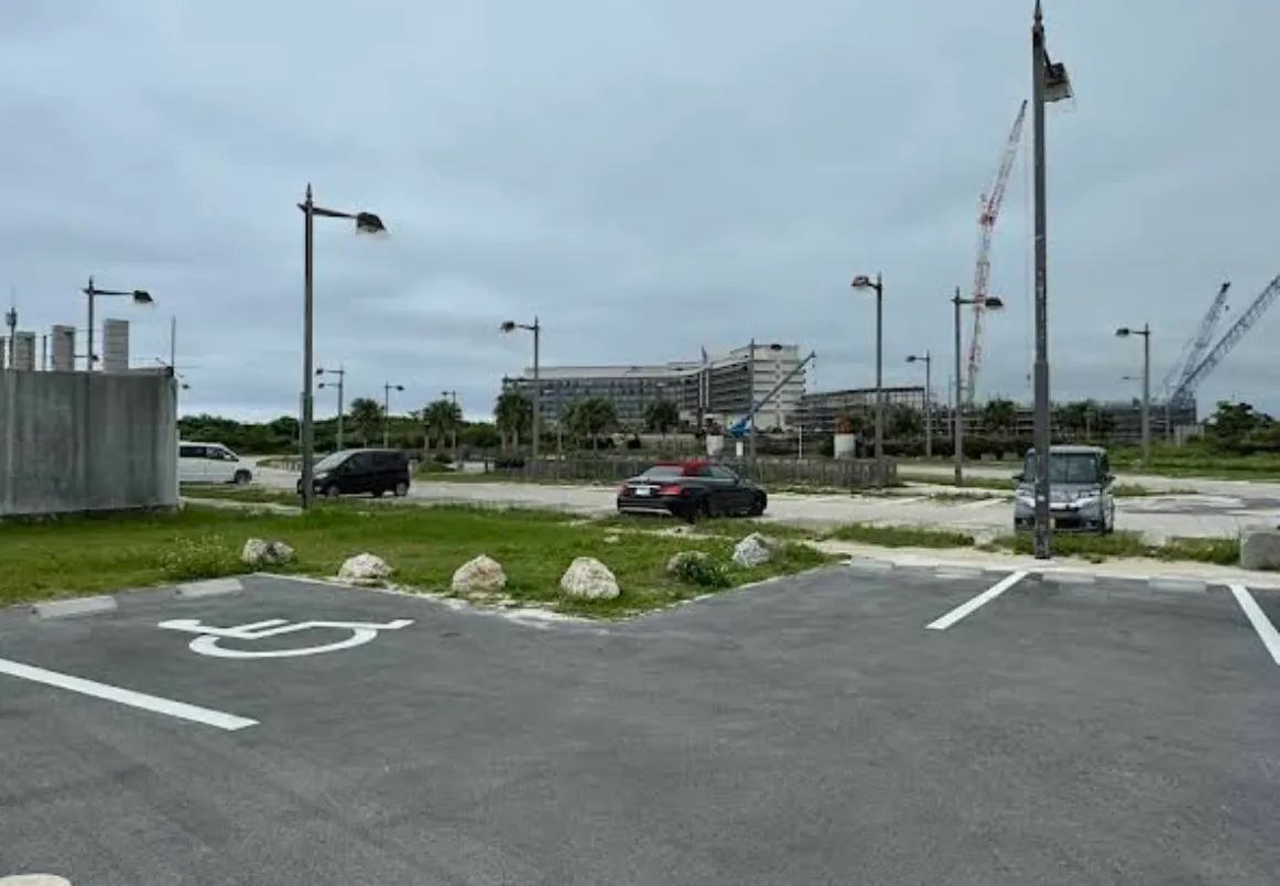 駐車場-トゥリバー海浜公園