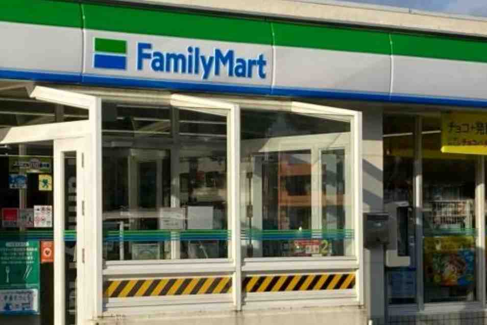 宮古島にコンビニはある？ファミリーマート18店舗を紹介！旅行中に便利 